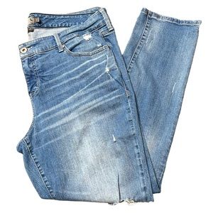 Torrid Distressed Boyfriend Straight Blue Light Wash Jeans Size 18R